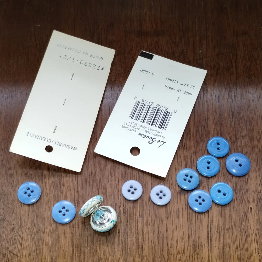 Assorted Vintage Buttons